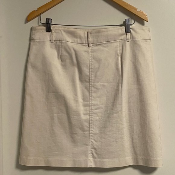 Rickis, Size 10,  Knee Length White Skirt - Picture 2 of 3